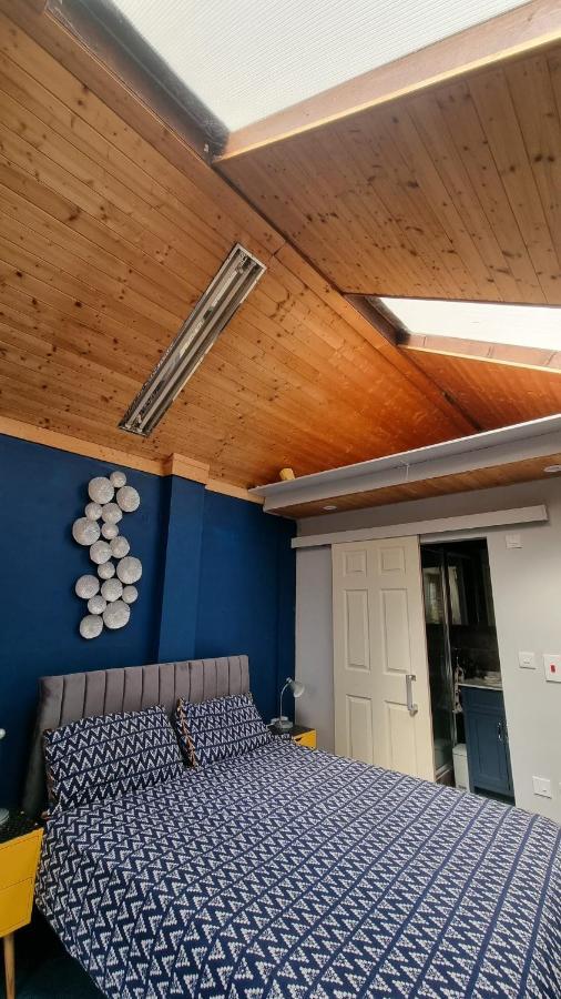 Glebe House, Private Entrance, Free Parking On Drive, Self Check In, Netflix Bed and Breakfast Ashford  Buitenkant foto